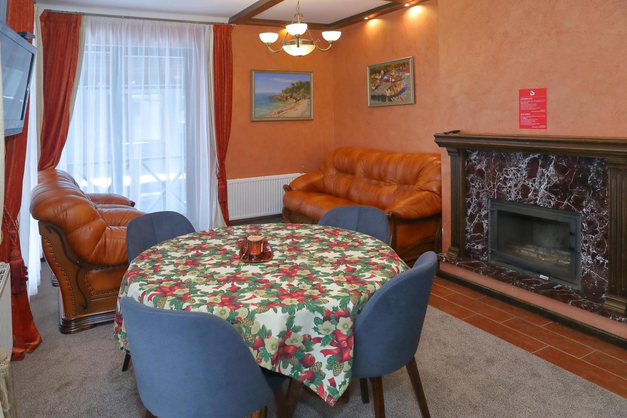 Iris Hotel Bukovel Exteriör bild